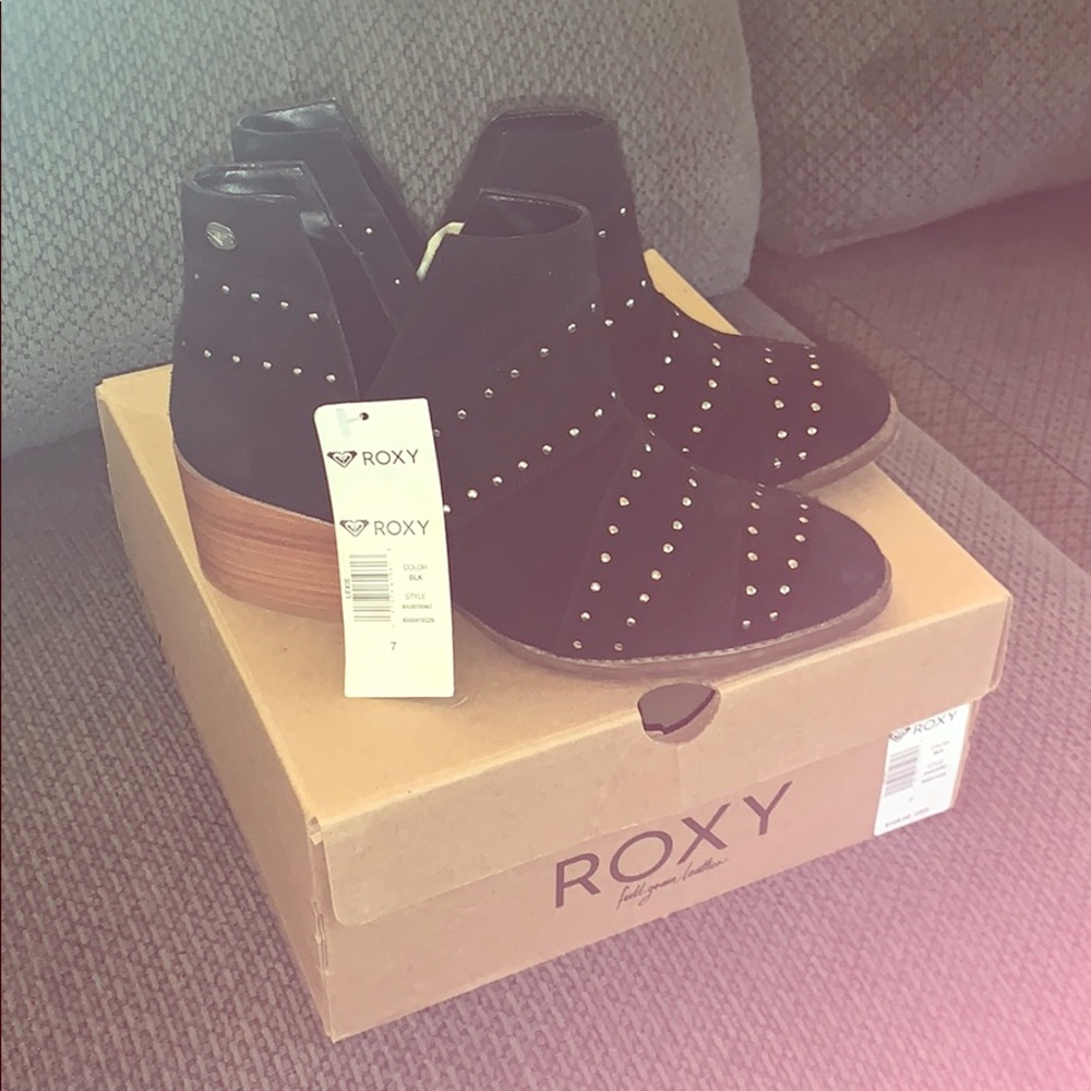 Roxy boots heel